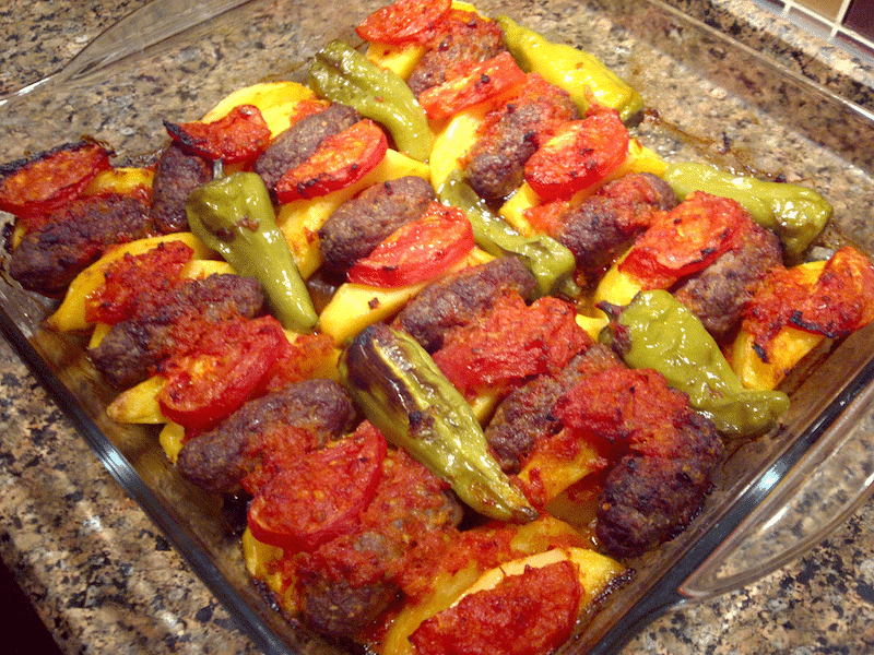 Fırında Köfteli Patatesi Oturtma